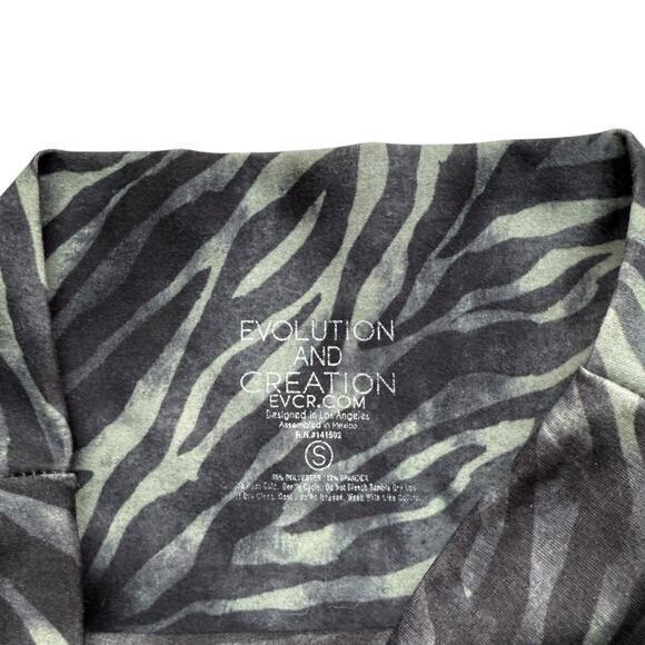 Evolution and Creation Zebra Print Biker Shorts Size S - Workout Athleisure - Picture 3 of 4